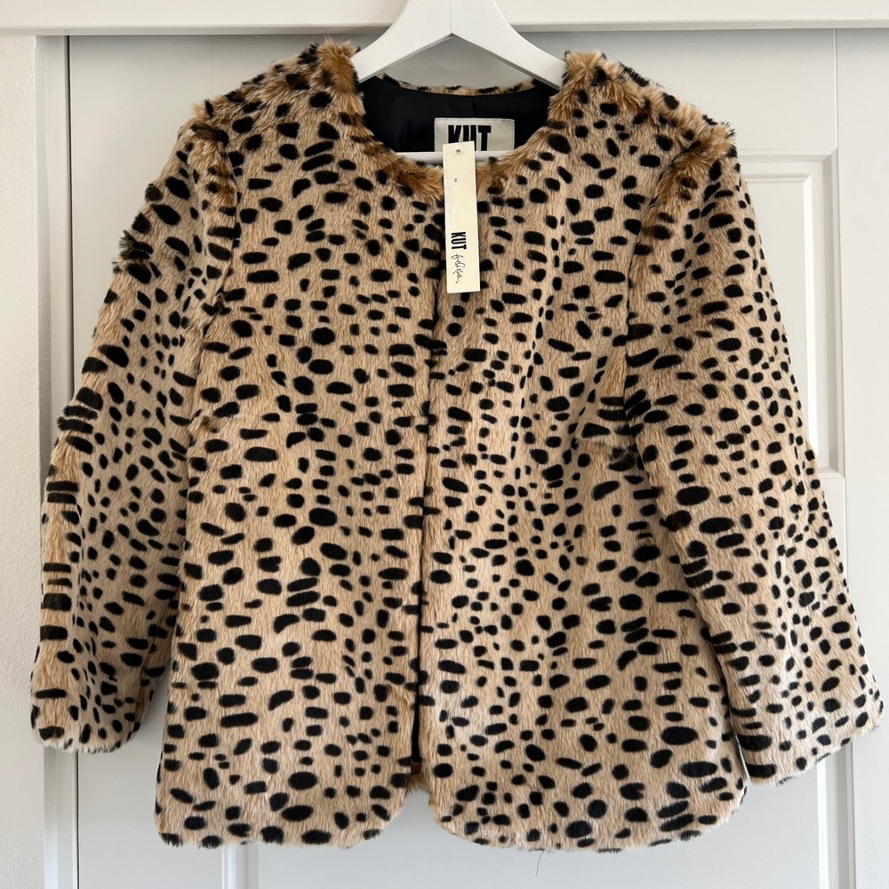 Kut From the Kloth Leopard Faux Fur Cropped Coat Size M NWT